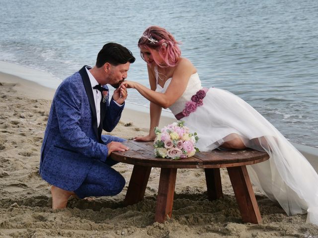 Il matrimonio di Antonio e Valentina a Viareggio, Lucca 36