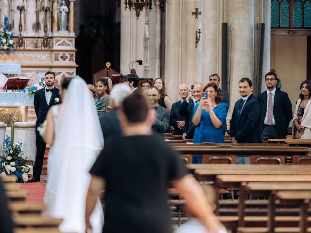 Il matrimonio di Stefano e Mariangela a Cantù, Como 23