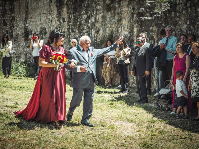 Il matrimonio di Daniele e Cecilia a Campello sul Clitunno, Perugia 21