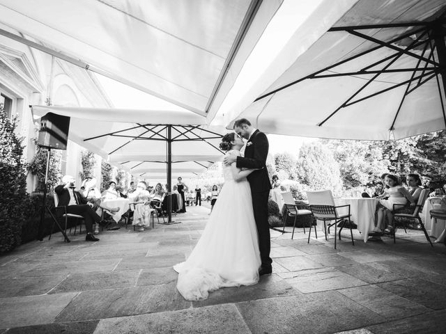 Il matrimonio di Giulio e Greta a Rovellasca, Como 97