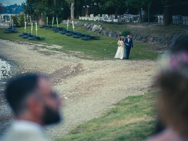 Il matrimonio di Silvia e Cristina a Merone, Como 18