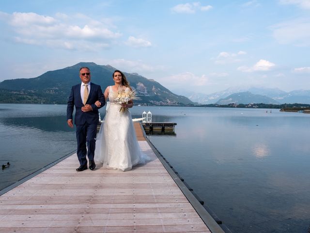 Il matrimonio di Silvia e Cristina a Merone, Como 20