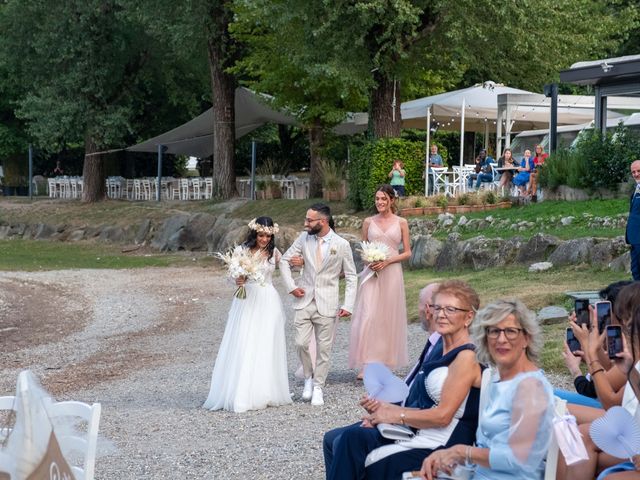 Il matrimonio di Silvia e Cristina a Merone, Como 21