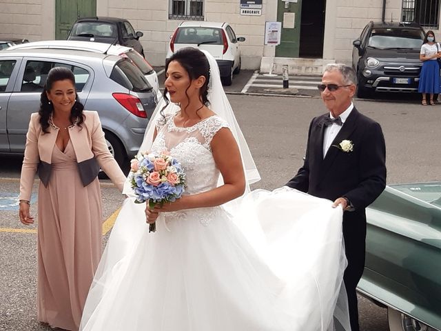 Il matrimonio di Luca e Silvia  a Rezzato, Brescia 1