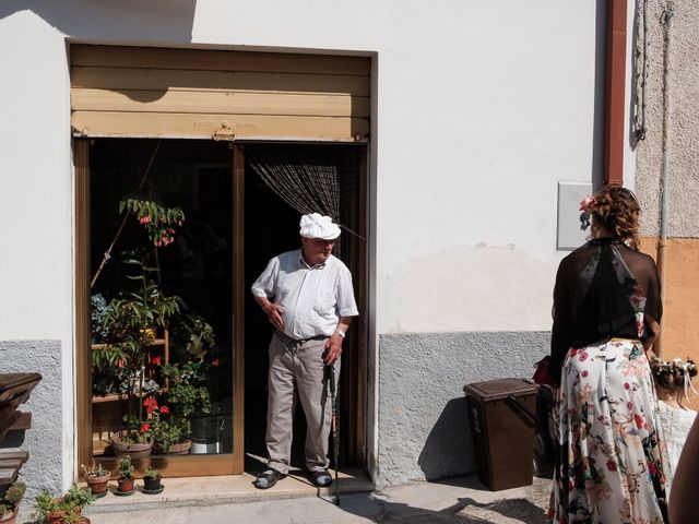 Il matrimonio di Massimiliano e Serena a Cerreto d&apos;Esi, Ancona 31