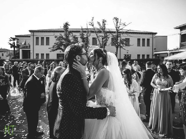 Il matrimonio di Nicola  e Tania a Porto Mantovano, Mantova 15