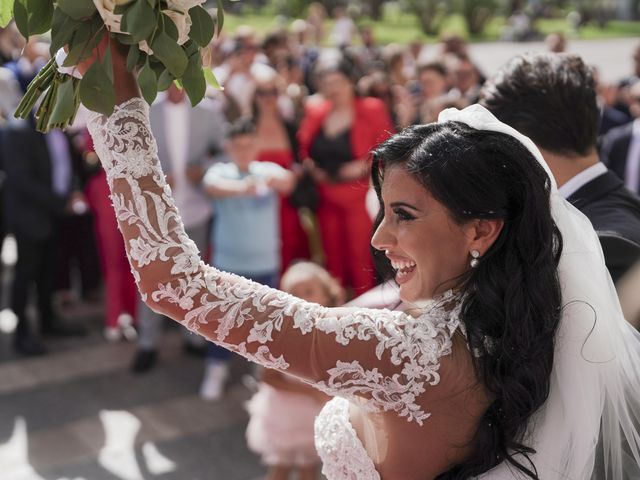 Il matrimonio di Carmen e Niccolò a Pompei, Napoli 47