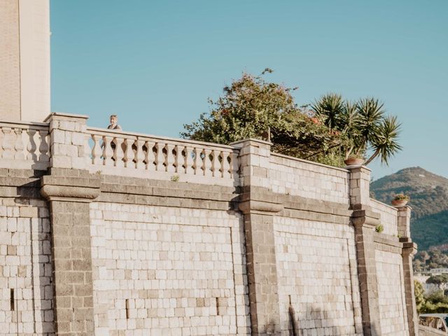 Il matrimonio di Vincenzo e Emily a Vico Equense, Napoli 7