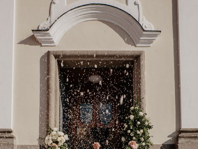 Il matrimonio di Vincenzo e Emily a Vico Equense, Napoli 28