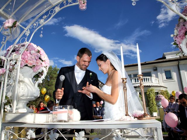 Il matrimonio di Devid e Chiara a Bassano Romano, Viterbo 37