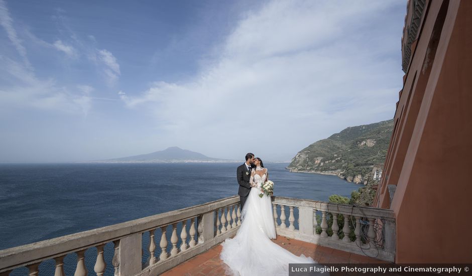 Il matrimonio di Carmen e Niccolò a Pompei, Napoli