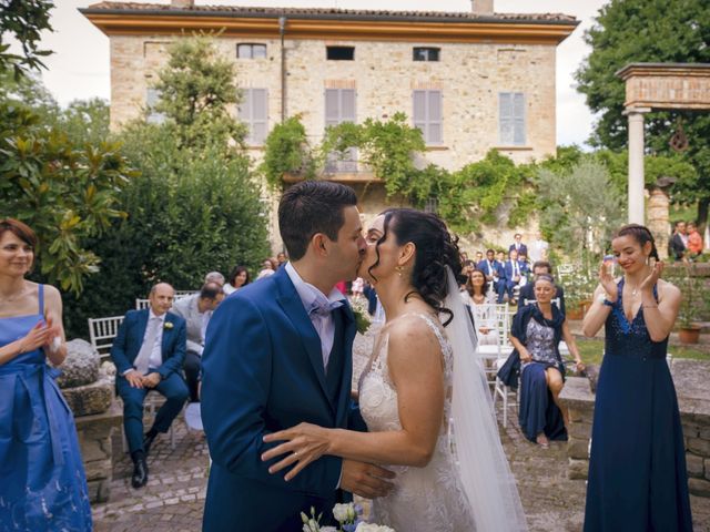 Il matrimonio di Simone e Isabella a Castell&apos;Arquato, Piacenza 28