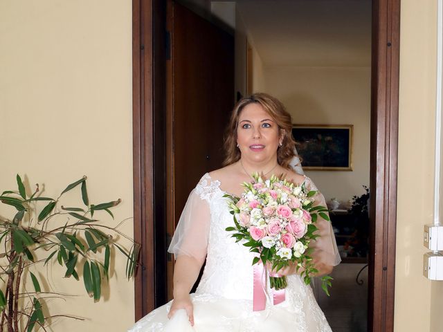 Il matrimonio di Massimiliano e Viviana a Varedo, Monza e Brianza 10