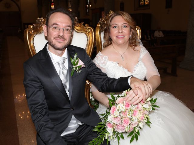 Il matrimonio di Massimiliano e Viviana a Varedo, Monza e Brianza 16