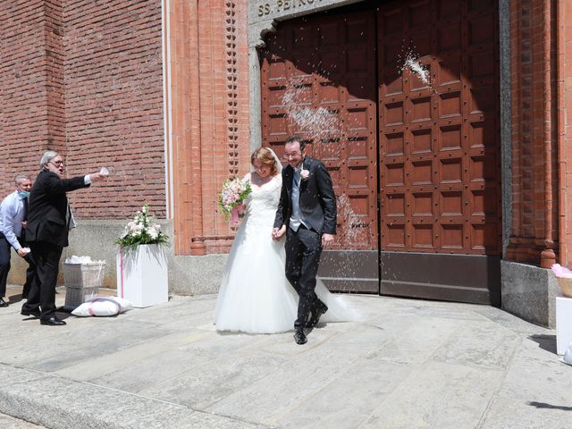 Il matrimonio di Massimiliano e Viviana a Varedo, Monza e Brianza 19