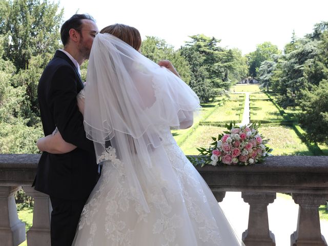 Il matrimonio di Massimiliano e Viviana a Varedo, Monza e Brianza 34