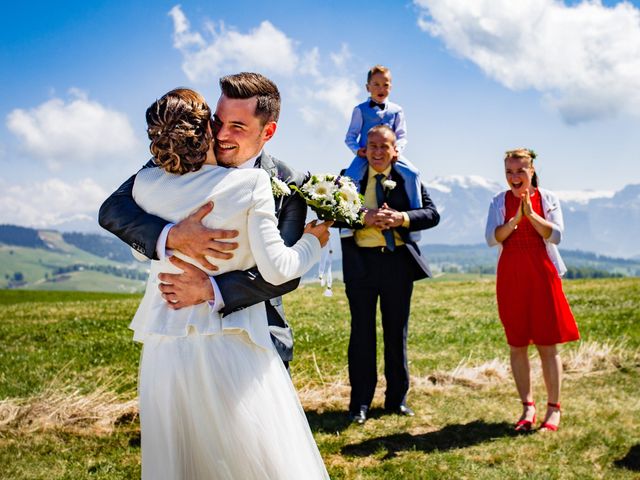 Il matrimonio di Stephan e Elisabeth a Castelrotto-Kastelruth, Bolzano 18