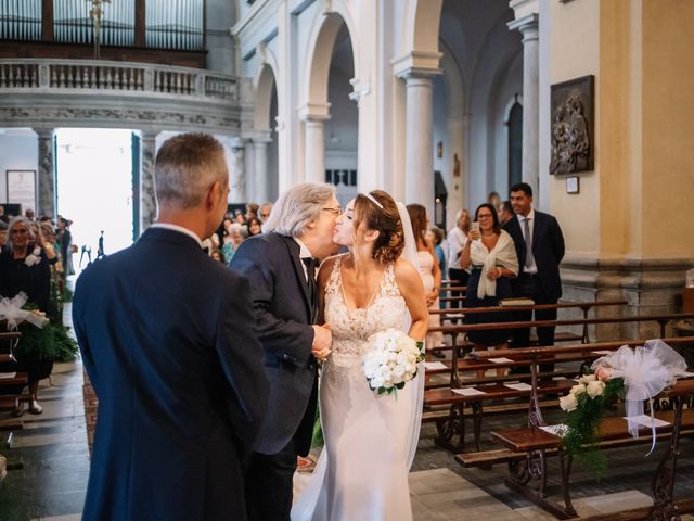 Il matrimonio di Lorenzo e Elena a Seravezza, Lucca 16