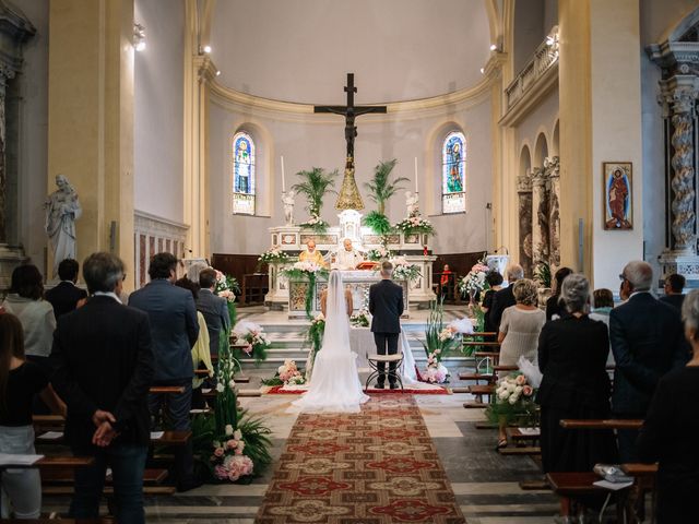 Il matrimonio di Lorenzo e Elena a Seravezza, Lucca 23