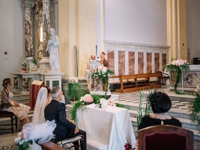 Il matrimonio di Lorenzo e Elena a Seravezza, Lucca 25