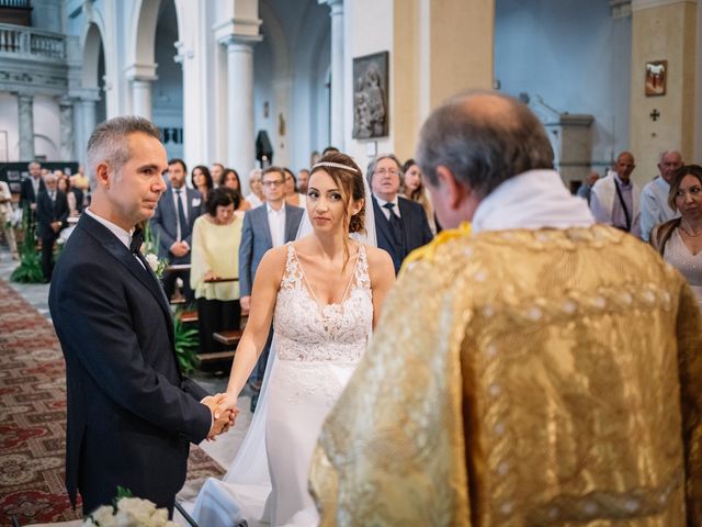 Il matrimonio di Lorenzo e Elena a Seravezza, Lucca 28