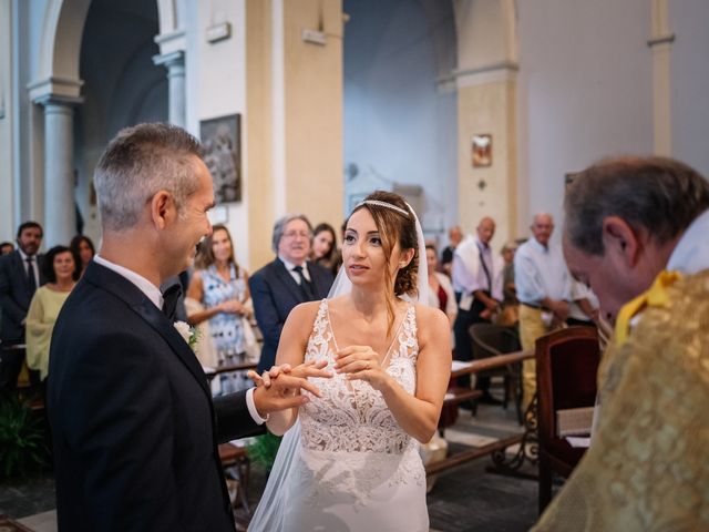 Il matrimonio di Lorenzo e Elena a Seravezza, Lucca 36