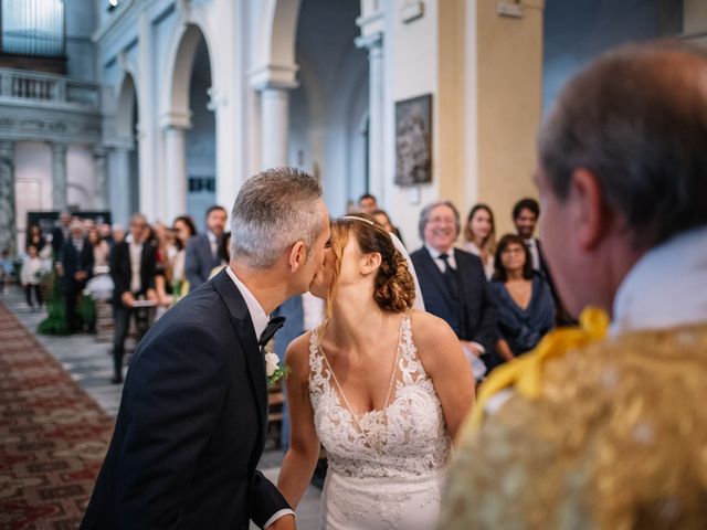 Il matrimonio di Lorenzo e Elena a Seravezza, Lucca 37