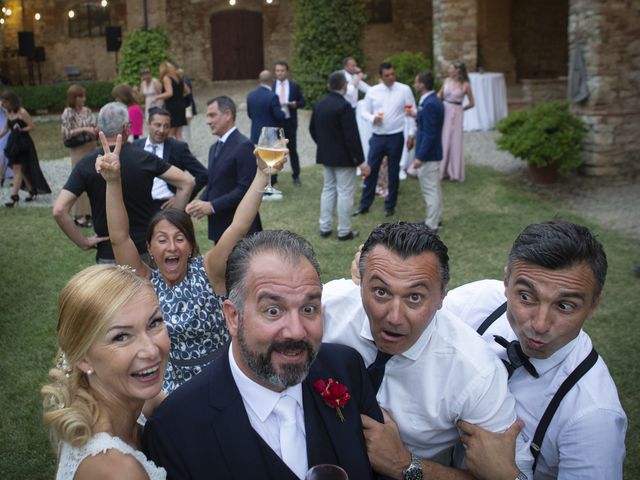 Il matrimonio di Massimo e Michela a Nibbiano, Piacenza 50