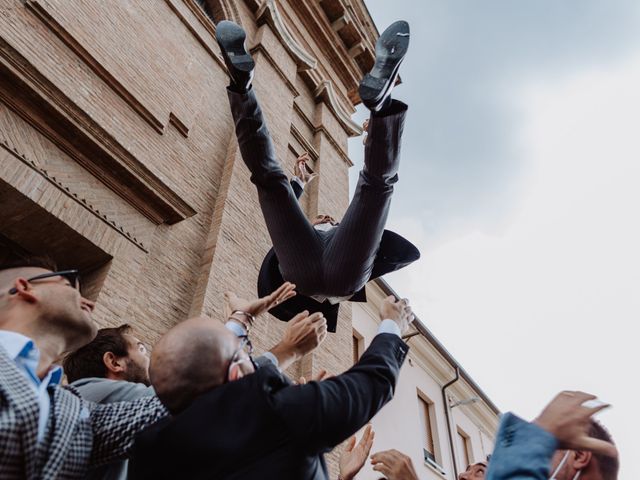 Il matrimonio di Ale e Ceci a Cesenatico, Forlì-Cesena 30