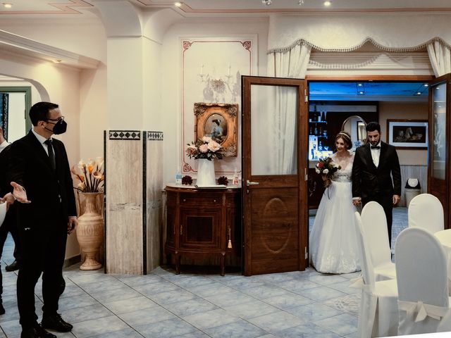 Il matrimonio di Ornella e Gianluca a Isola di Capo Rizzuto, Crotone 7