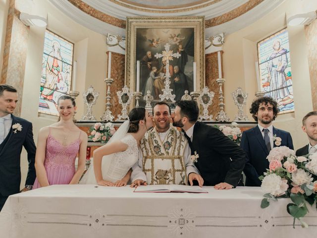 Il matrimonio di Nicholas e Daniela a Oleggio, Novara 38