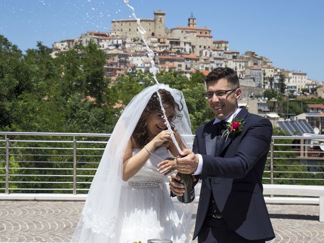 Il matrimonio di Francesco e Michela a Casoli, Chieti 23