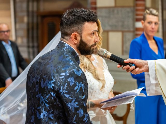 Il matrimonio di Antonio e Valentina a Roncola, Bergamo 13