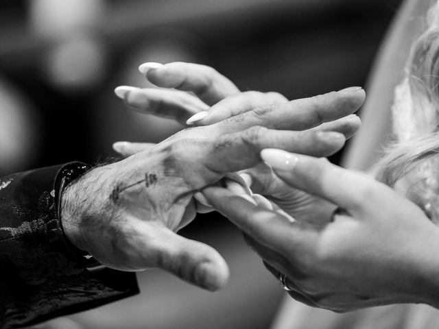 Il matrimonio di Antonio e Valentina a Roncola, Bergamo 17