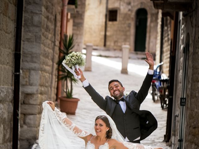 Il matrimonio di Leo e Angela a Bisceglie, Bari 33