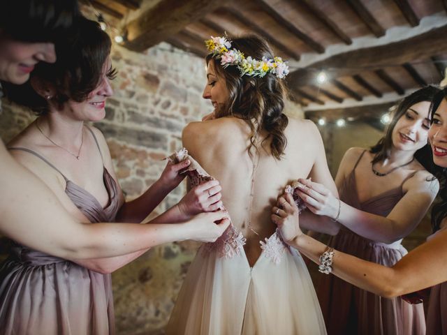 Il matrimonio di Gareth e Martina a Chiusdino, Siena 24