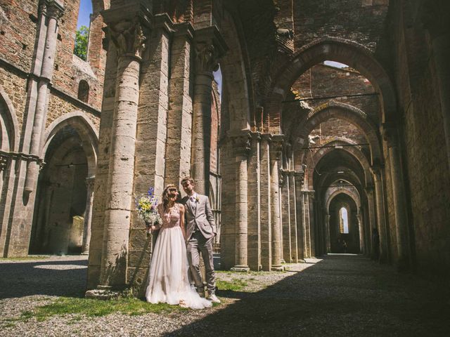 Il matrimonio di Gareth e Martina a Chiusdino, Siena 41