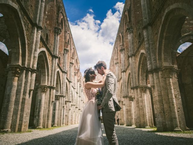 Il matrimonio di Gareth e Martina a Chiusdino, Siena 43