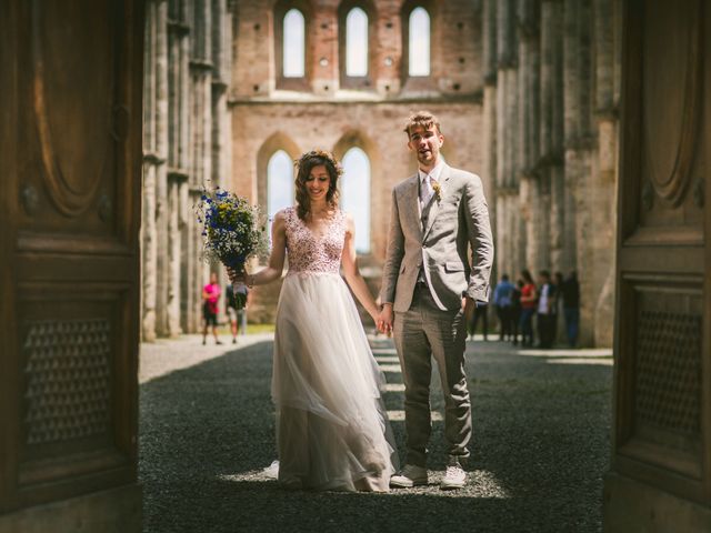 Il matrimonio di Gareth e Martina a Chiusdino, Siena 44