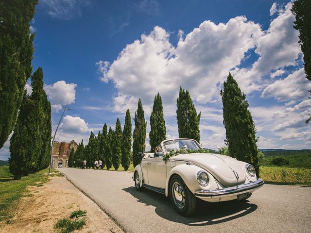 Il matrimonio di Gareth e Martina a Chiusdino, Siena 49