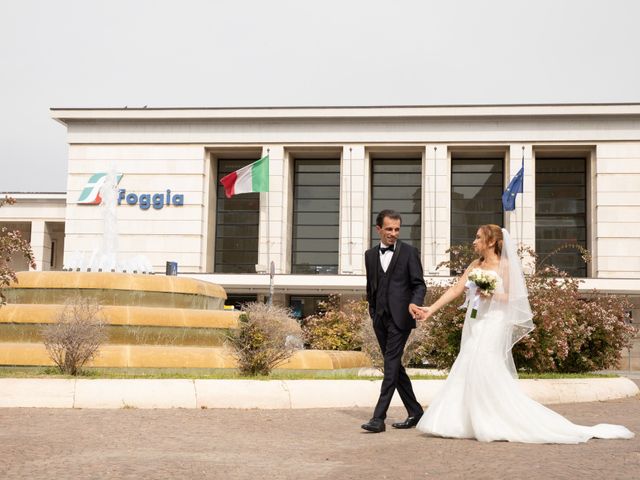 Il matrimonio di Emily e Vincenzo a Foggia, Foggia 51