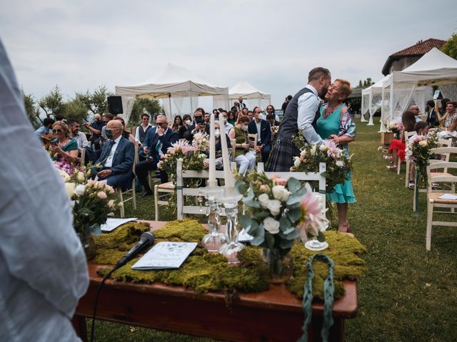 Il matrimonio di Alex e Francesca a Montevecchia, Lecco 17