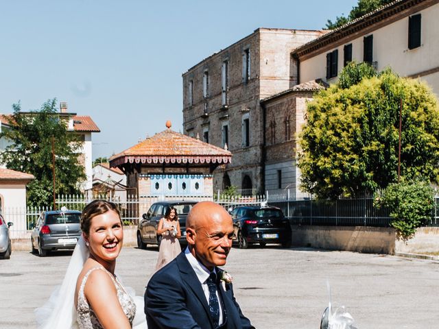 Il matrimonio di Maila e Alessandro a Altidona, Fermo 15