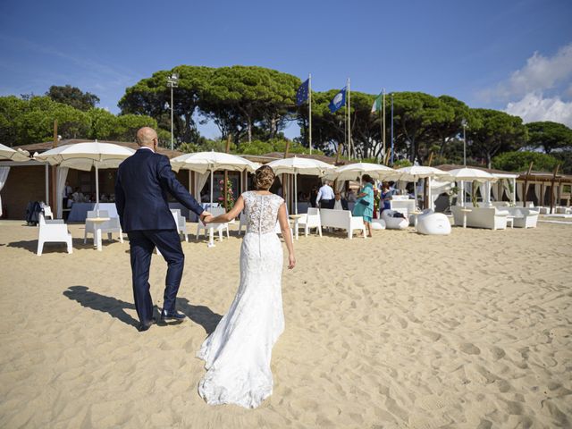 Il matrimonio di Marco e Mary a Follonica, Grosseto 41