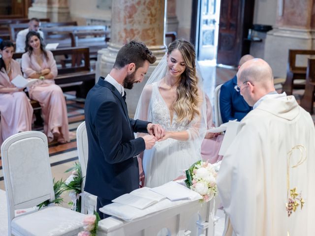 Il matrimonio di Nicholas e Chiara a Bergamo, Bergamo 25