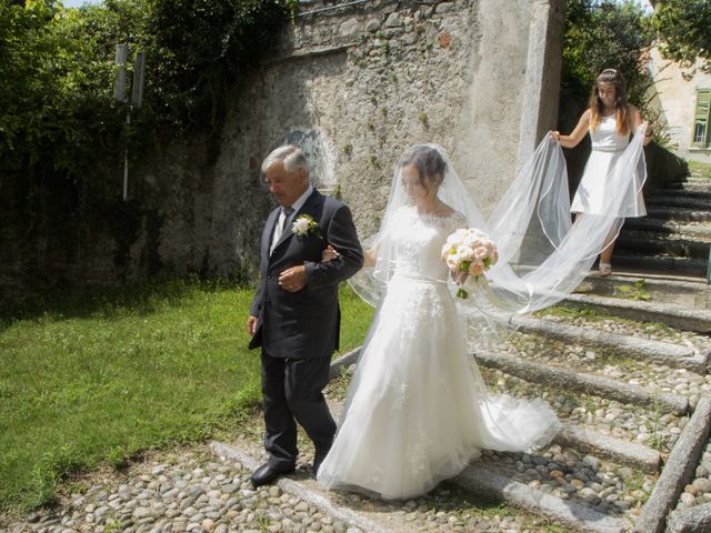 Il matrimonio di Andrea e Adele a Sesto Calende, Varese 12