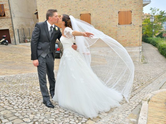Il matrimonio di Fabio e Sonia a Grottammare, Ascoli Piceno 26