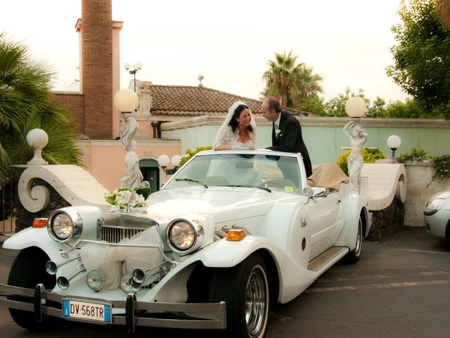 Il matrimonio di Lucia e Santi a Messina, Messina 47