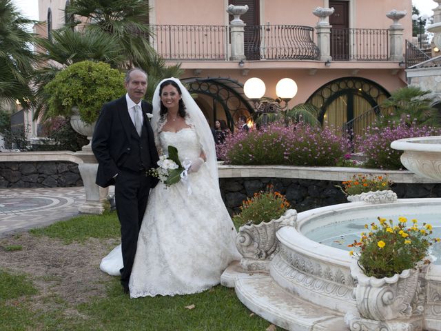 Il matrimonio di Lucia e Santi a Messina, Messina 32
