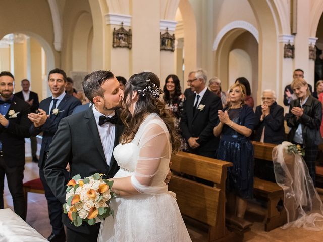 Il matrimonio di Valeria e Emanuele a San Giovanni in Marignano, Rimini 13